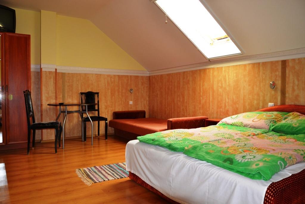 Ferenczi Apartament Hotell Hajdúszoboszló Rum bild