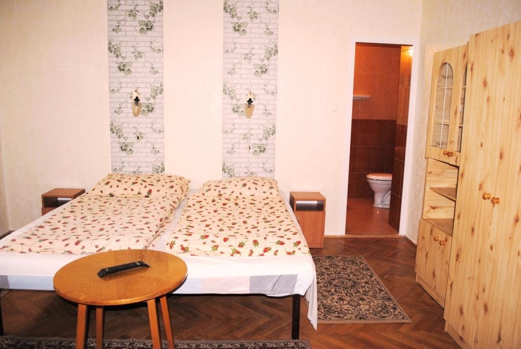 Ferenczi Apartament Hotell Hajdúszoboszló Exteriör bild